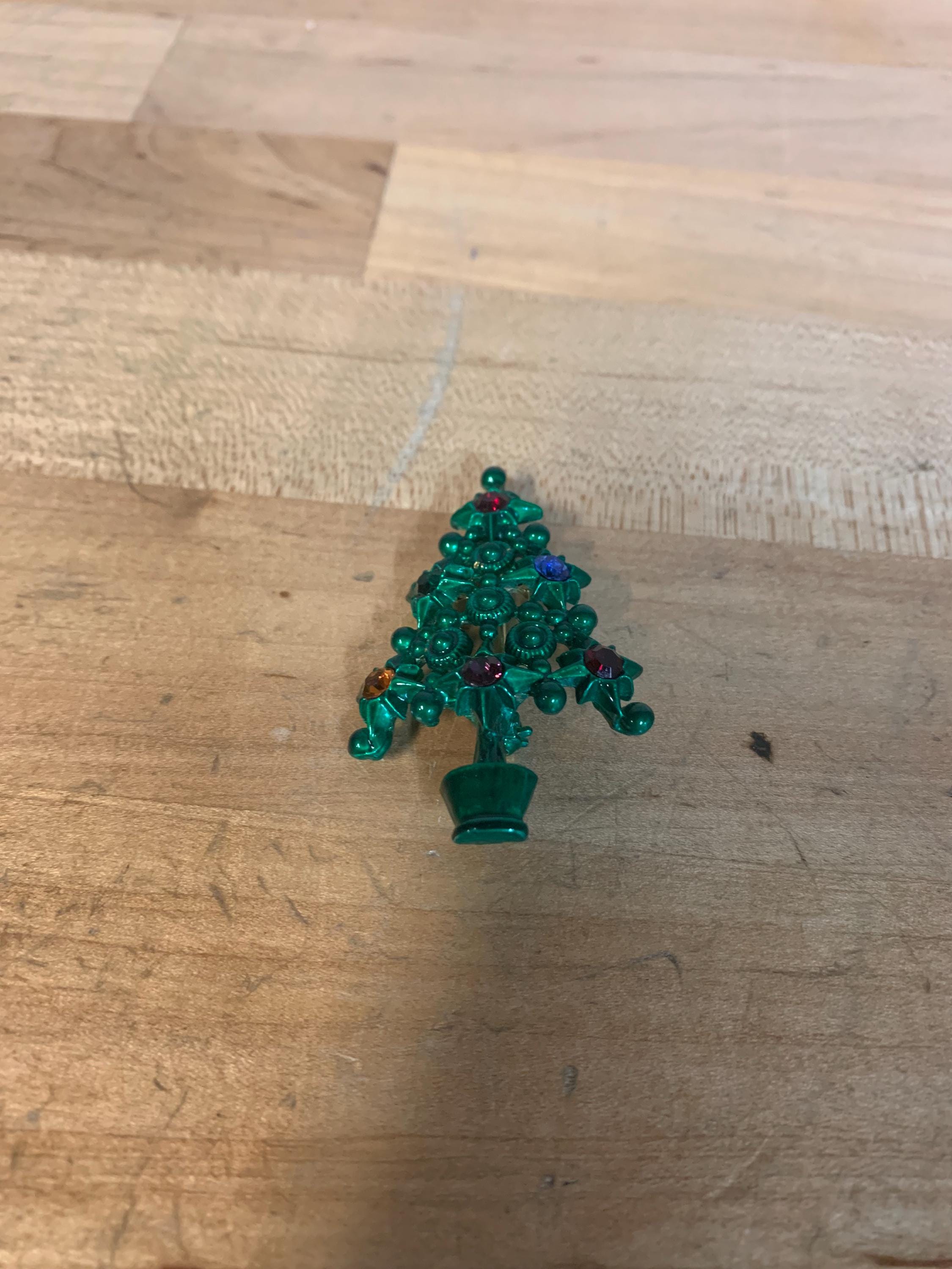Vintage Bauer Christmas Pin - Etsy
