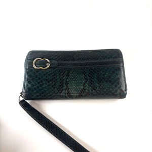 Vintage Gucci Python Zip Around Wristlet Wallet | Made in Italy | Genuine Snakeskin