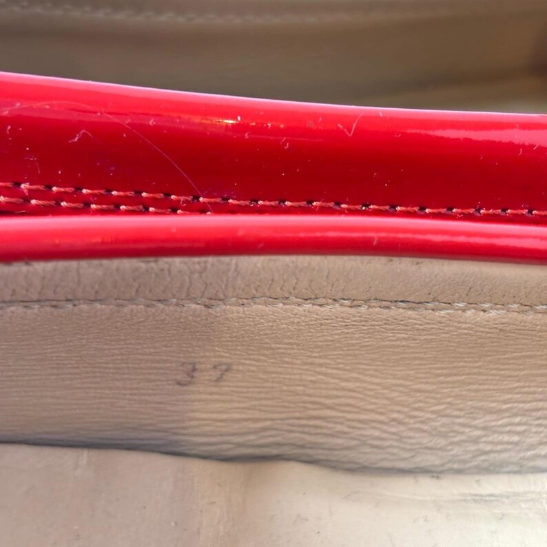 Mocassini italiani vintage Tod's in pelle verniciata rossa immagine 5