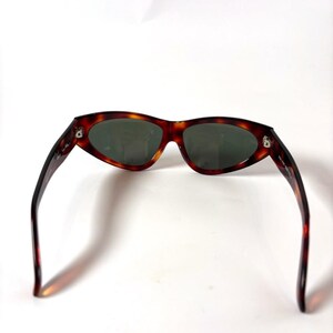 Lunettes de soleil oeil de chat Ray-Ban écaille de tortue vintage | Lentilles UV italiennes des années 90 image 5