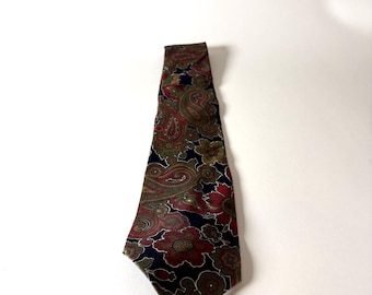 Cravatta in seta vintage Yves Saint Laurent con motivo paisley