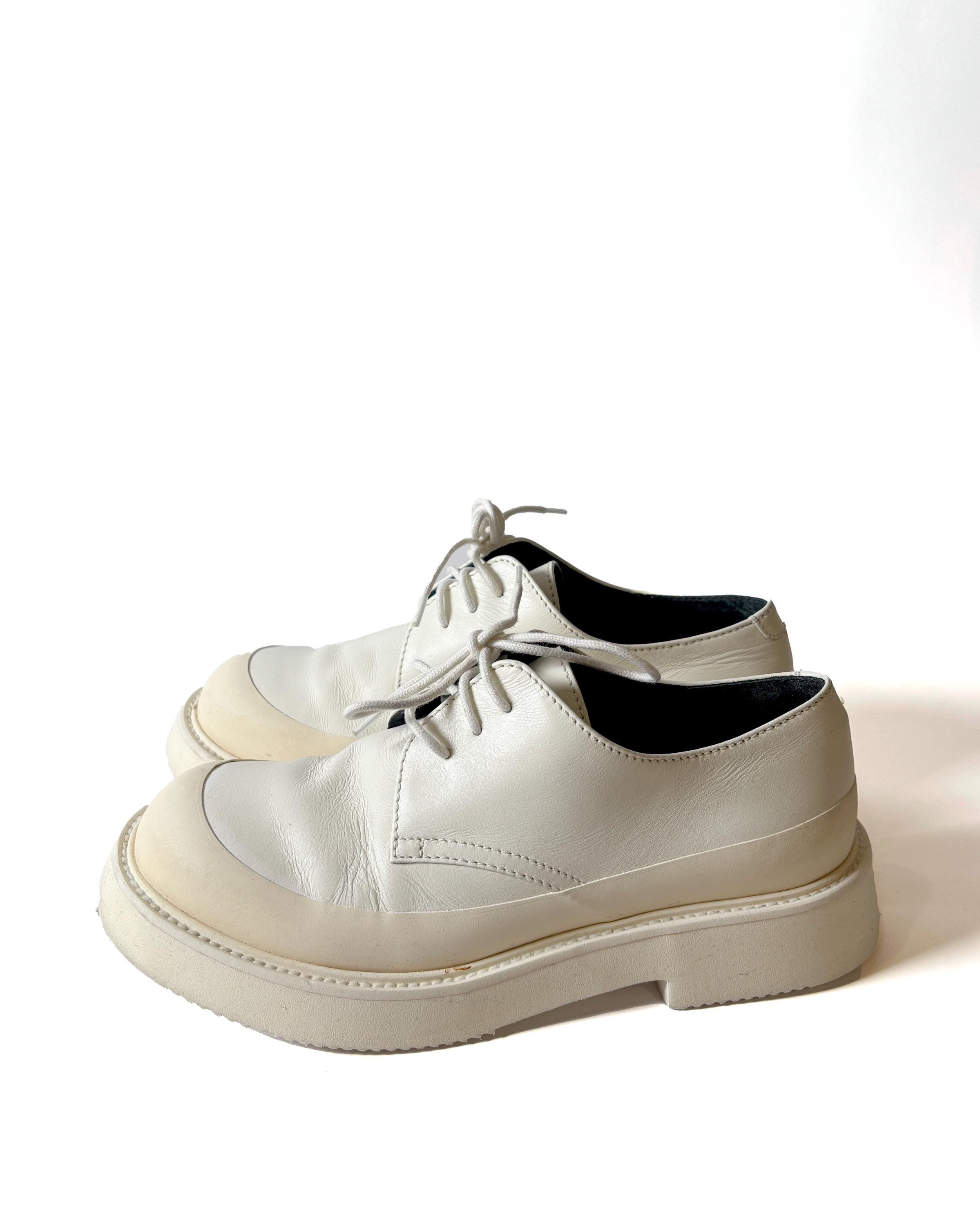 Vintage Céline White Platform Lace-up Shoes – 90s Minimalist
