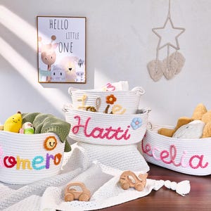 Personalisierter Babykorb, personalisierter Baumwollseil-Aufbewahrungs-Geschenkkorb - Benutzerdefinierter Name, Babynamengeschenk ， Osterkorb, Halloween-Geschenkkorb