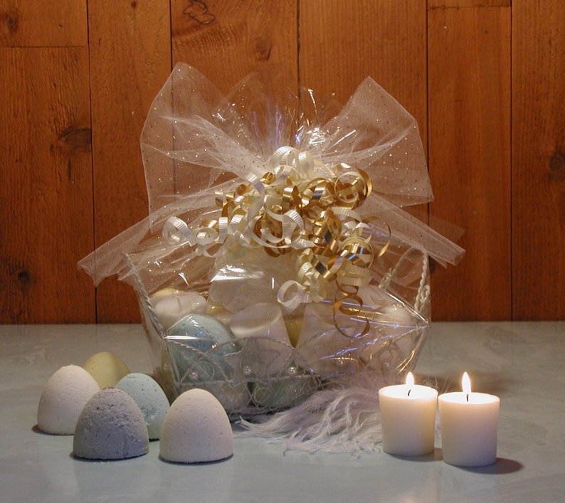 Bath Bombs Basket Wedding Gift Honeymoon Gift Spa Suite Etsy