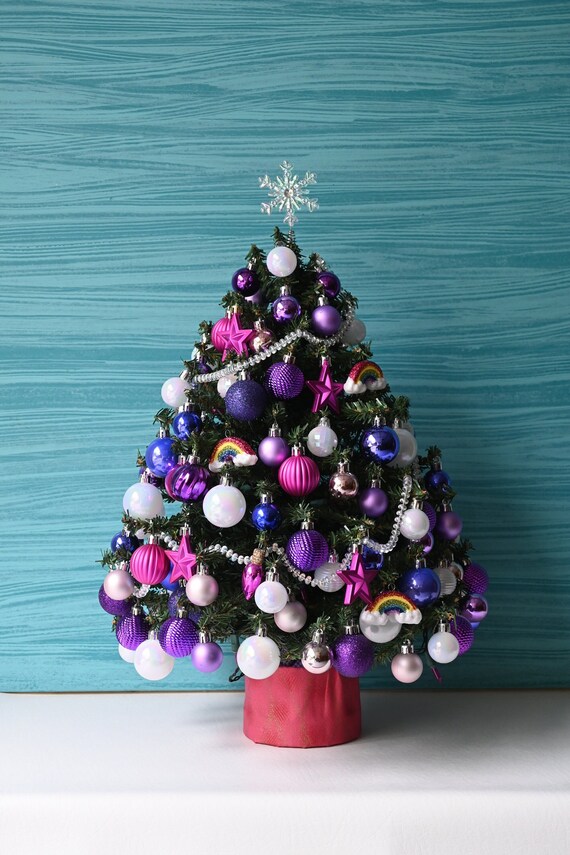 Small decorated christmas tree with lights deals