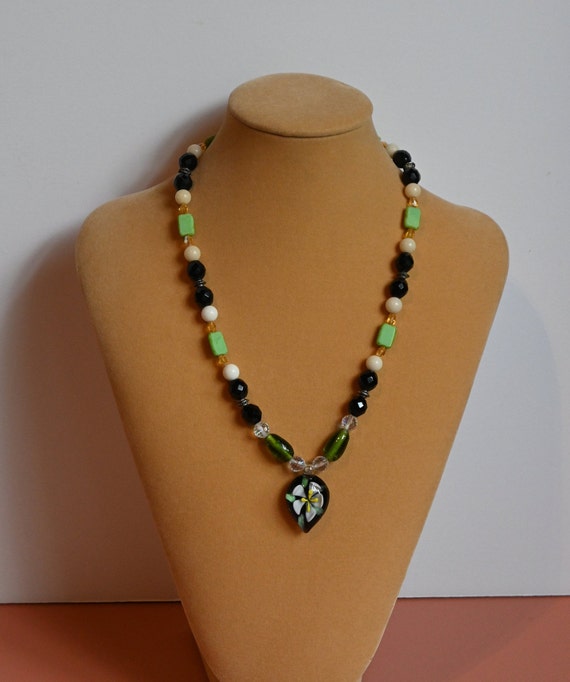 Glass teardrop pendant necklace deals