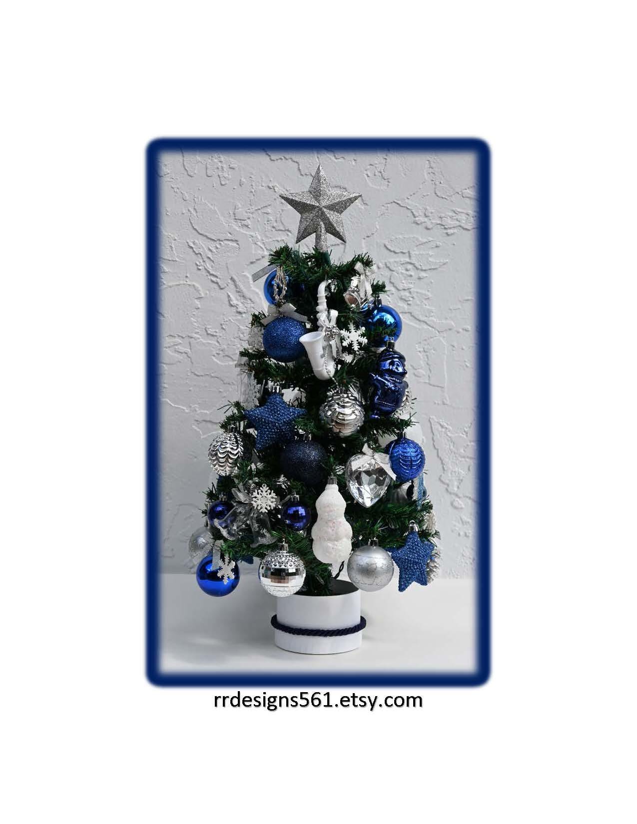 34 Space-Saving Christmas Decor Ideas for Apartments 3 Christmas Tree Tabletop, White Blue Silver Fully decorated, with 50…