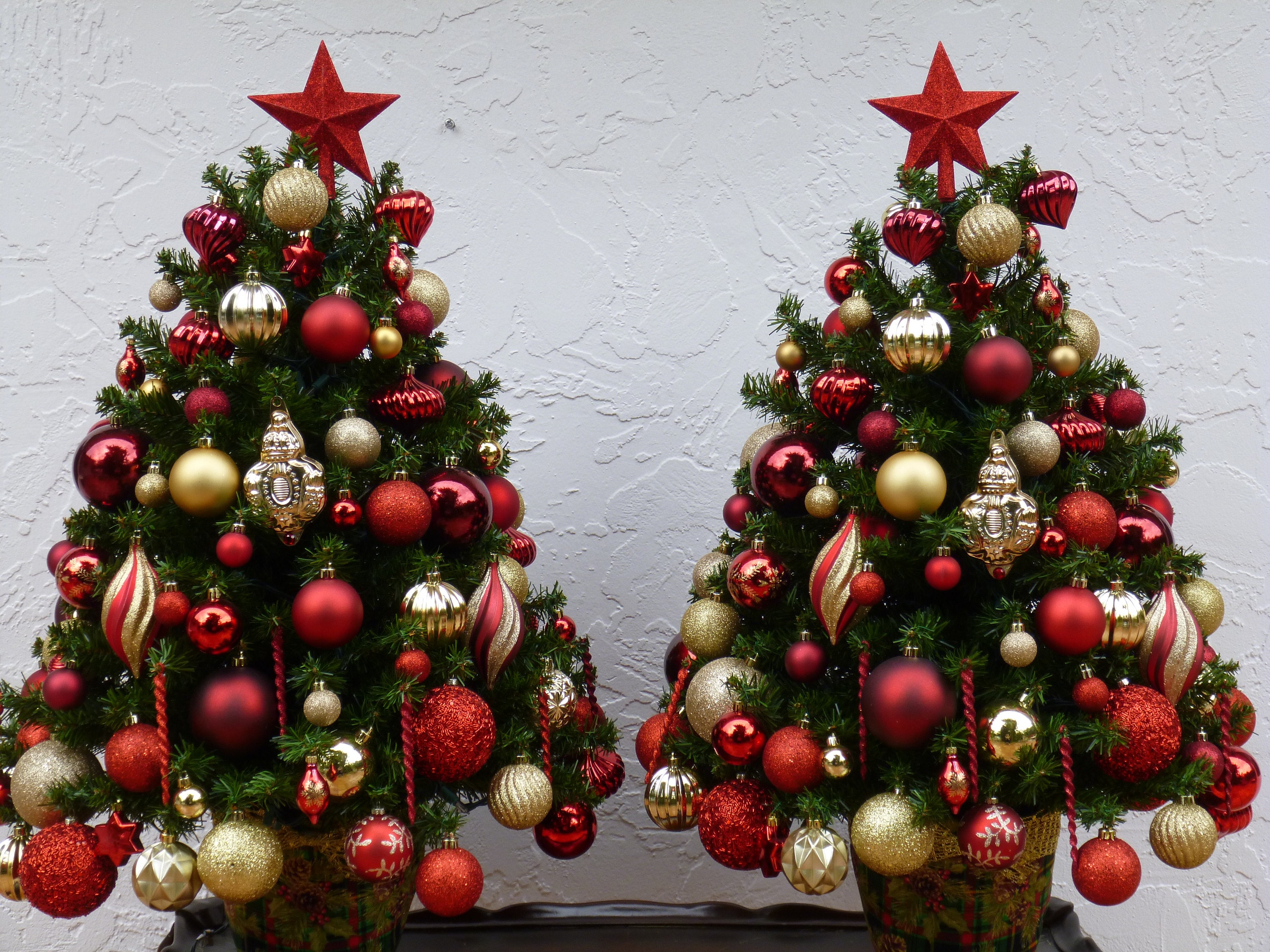 Entryway Christmas Tree Set, Red and Gold Decor, Shatterproof