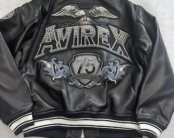 Avirex 75 USA iconische stijl, leren bikerjack in bomberstijl gemaakt van rundleer voor hem, jack in militaire stijl tegen uitverkoopprijzen