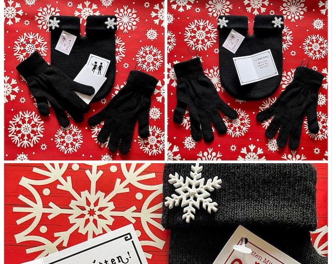 Snowflake Couples Mitten, Get Smitten and share your mitten, Perfect Winter Wedding gift, Gloves and Smitten Card Included, FREE Shipping