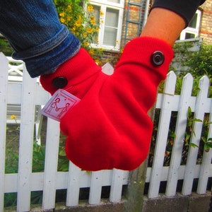 Red Couples Gloves with Black Buttons , A Unique and Romantic Gift for Christmas, Anniversary, or Wedding Present. Smitten Card Included