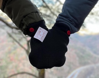 Romantic Mittens for Couples! The perfect Christmas, Engagement, Wedding, or Anniversary Present for Couples!  Free Shipping in the USA