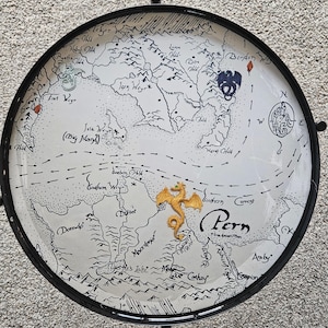 Drachenreiter von Pern Epoxidharz gefüllter Tabletttisch