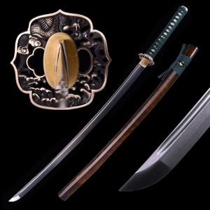 Handmade Damascus Katana Real - Hand forged full tang Damascus Japanese Samurai Katana sword, Husband Gift, Unique Collectible Display Piece