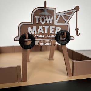 Route 66 Town, Model Town, Junkyard Shack Playset | Tow Mater