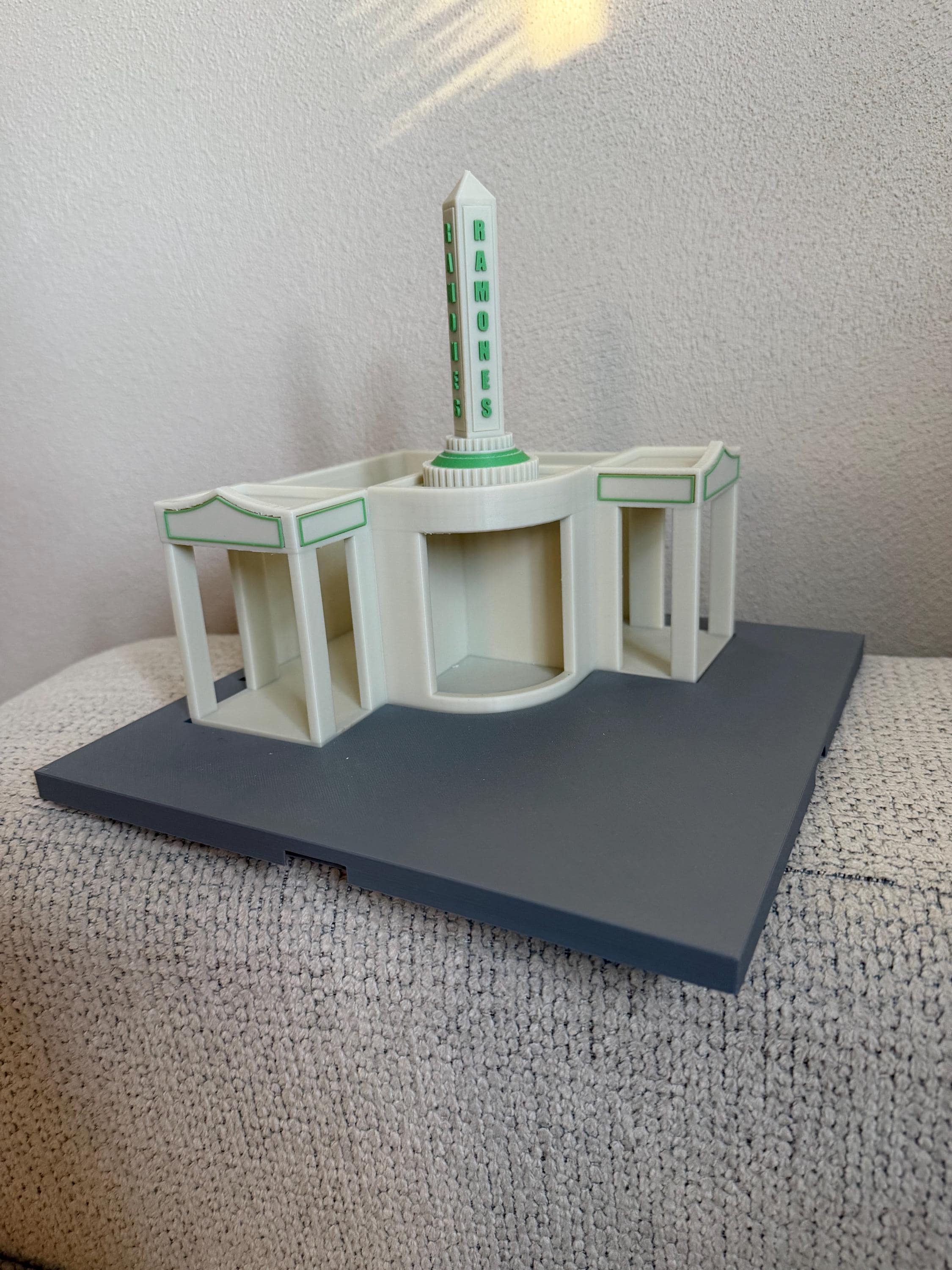 Route 66 Town, Model Town, Retro Body Shop, Paint Studio Playset 