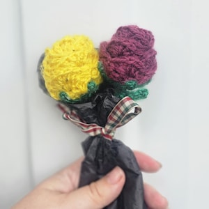 Crochet Rose | Handmade | Bouquet | Flower | Anniversary | Valentines | Graduation | Birthday | Friend | Sister | Love | Gift