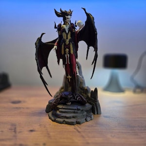 Diablo IV Lilith figure