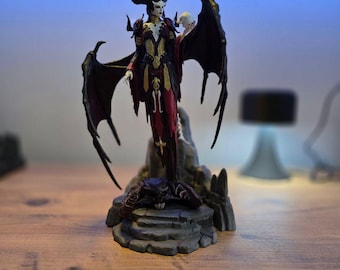 Diablo IV Lilith figure