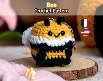 Bee crochet pattern PDF, amigurumi keychain for beginners, tutorial download in English and French