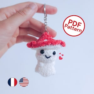 Mushroom ghost crochet pattern PDF, amigurumi keychain for beginners, special for Halloween, tutorial available in French and English
