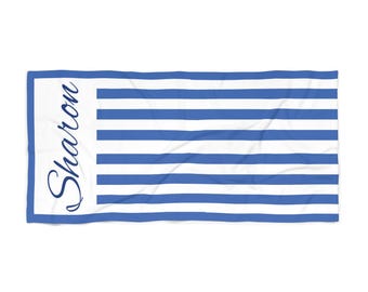 Toalla de playa personalizada azul: toalla con nombre personalizado, imprescindibles para el verano, regalo para fiestas en la piscina, artículos para la playa, accesorio para vacaciones familiares
