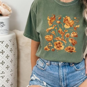 Vintage Poppies Comfort Colors® T-shirt, Retro Rustic Floral Graphic Tee, Cottagecore Botanical Floral Tee, Antique Botanical Poppies Shirt