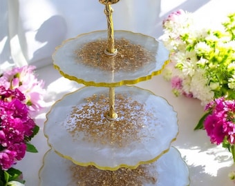 Soporte para cupcakes de resina de 3 niveles hecho a mano: elegante expositor de postres