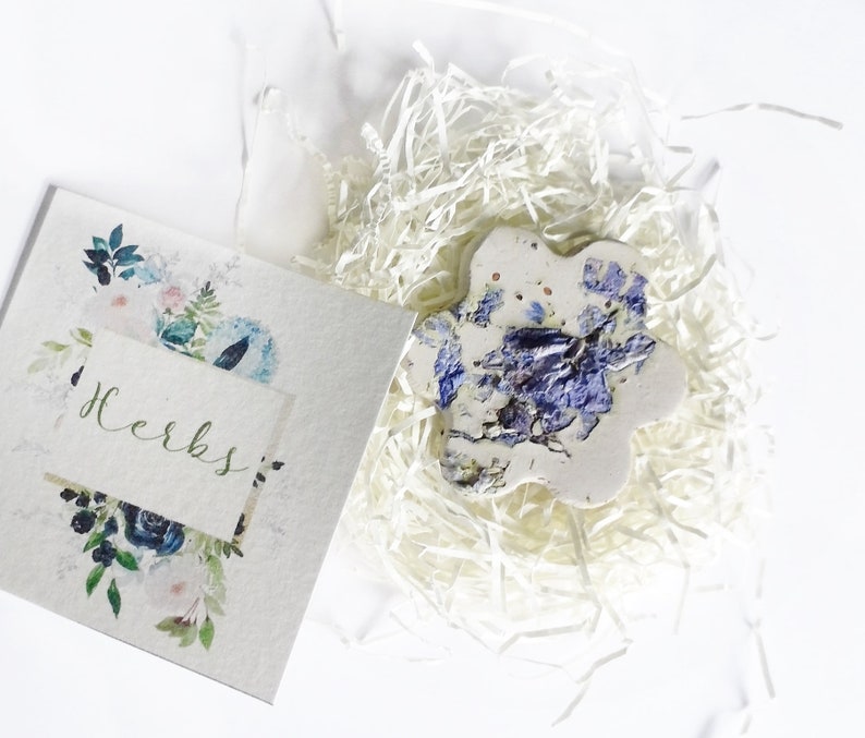 Botanical Wedding Favor Seed Bombs 80 DIY Wedding Favor Seed Bombs with Personalized Cards Bags ALL you Need! Filler