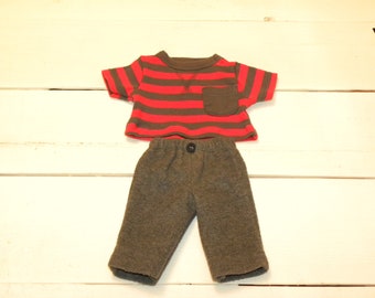 T shirt a righe rosse e grigie e pantaloni grigio antracite - 14 - 15 pollici vestiti bambola