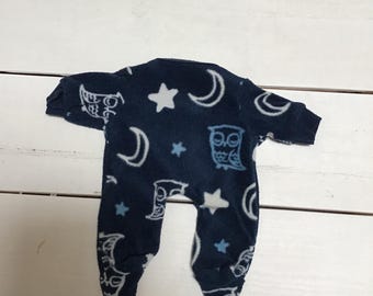 Pigiama in pile con piedini blu navy da 12"