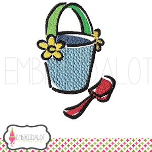 Diseño de bordado a máquina de cubo y pala. Bordado retro vintage. Divertidos bordados playeros para prendas de verano.