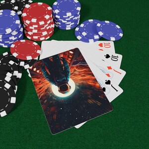 Space Odyssey Poker Spielkarten Set, Astronaut Art Design, Kasino Spieleabend, Geschenk für Gamer, Weltraum-Themed Party, Pokerspielabend