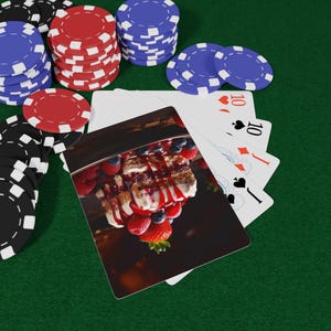 Juego de cartas de póker "Deliciosos postres", lujoso accesorio para la noche de juegos para los amantes del póker, perfecto para reuniones, regalos, citas de juego, juegos