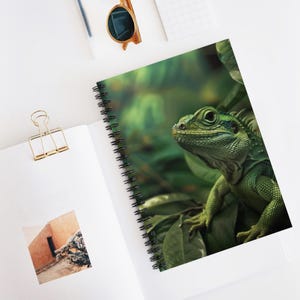 Lizard Spiral Notebook - Ruled Line with Lizard Design, Perfect for Nature Lovers, Journaling, Gift for Students, Eco-Friendly,