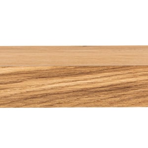Puede incluir: Una estanter&iacute;a rectangular de madera marr&oacute;n claro con vetas visibles. La estanter&iacute;a es un bloque s&oacute;lido de madera, con una superficie lisa y plana. Los bordes son limpios y cuadrados, y la estanter&iacute;a est&aacute; sobre un fondo blanco.