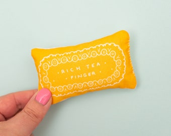 Rich Tea Finger Biscuit Mini Cushion DIY Kit