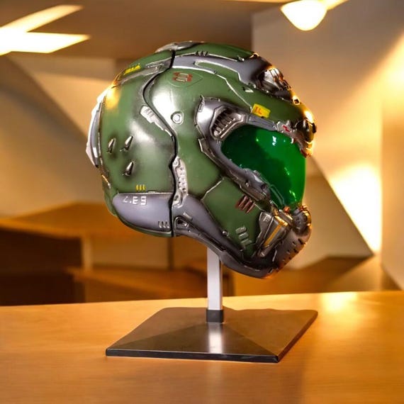 Doom: The Dark Ages ヘルメットレプリカ 新品 DOOM: The Dark Ages Wearable Helmet Replica – Official