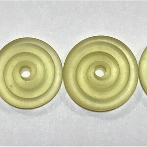 Kelp green, 15, 16mm range, Tom's lampwork transparent satin (etched) frosted 2 disc bead set, 1 pair 93727-2