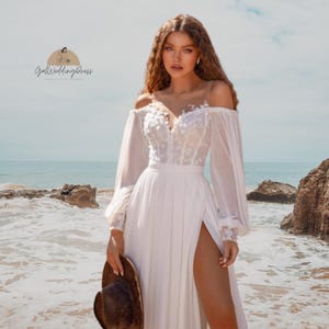 Boho White Chiffon Wedding Dress with Long Puff Sleeves, Side Split & Train | Simple A-Line Bridal Gown | Vestido de Novia