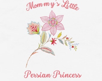 Camiseta infantil de algodão com manga curta e estampa floral da Mommy's Little Persian Princess