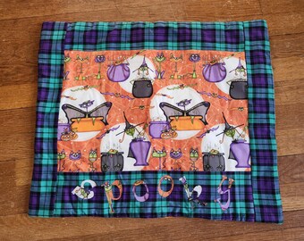 Halloween Table Runner, Table Topper: witches, cats, and bats