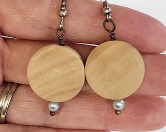 Birch Wood Dangle Earrings with Small Grey Pearl, Natural Wood, Boho Style/Naturalist