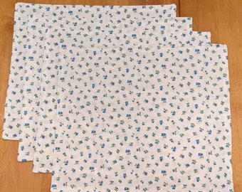 Set of 4 Spring Placemats Blue Violet Flowers