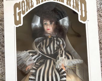 Vintage Artistic Doll Collection Boxed World Doll 19
