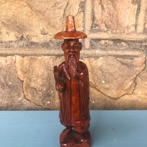 Chinese Wise Man with Cane/Walking Stick - Vintage Hand Carved Chinese Figure - Figurine - Laukun - Hand Carved Wooden Figurine - Old Lord
