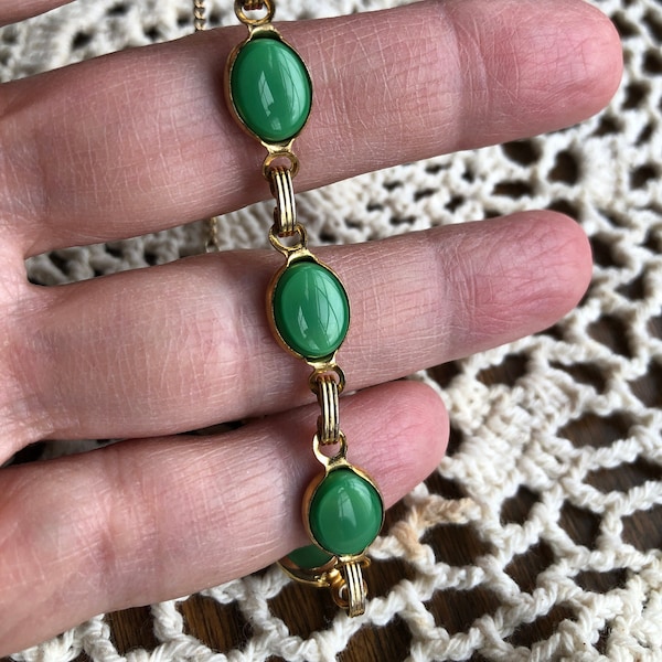 Vintage Bracelet - Faux-Jade Bracelet - Gold Tone Bracelet - Green Braceket - Costume Jewelry - Vintage Faux-Jade and Gold Tone Bracelet