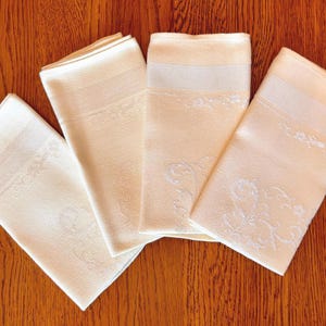 Yellow Napkins - Vintage Yellow Napkins - Vintage Table Linens - Buttery Yellow Jacquard Napkins - Napkins - Table Napkins -Jacquard Napkins