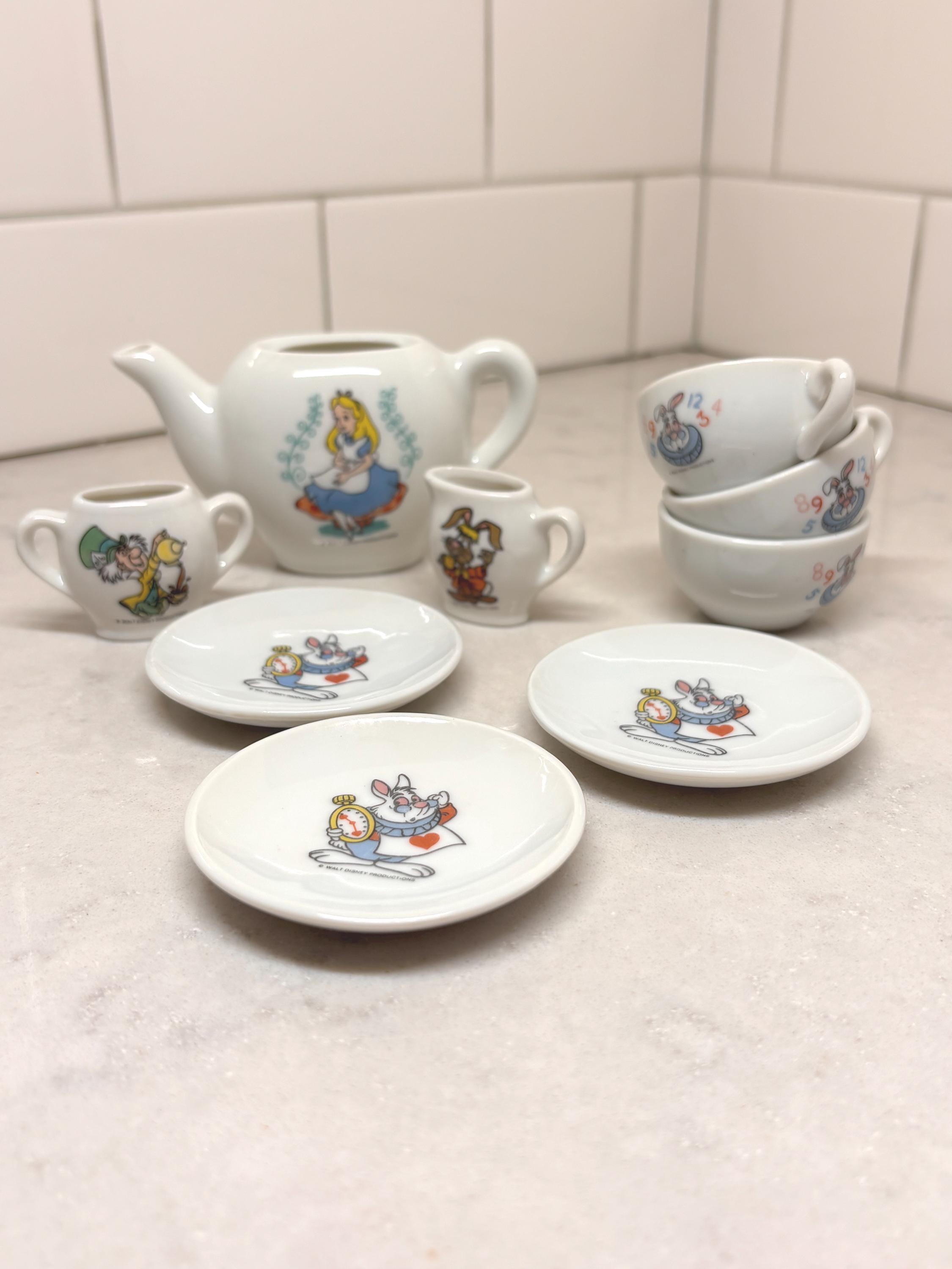 Vintage Child's Dishes - Alice in Wonderland Tea Set - Child's Toy