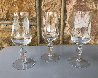 Etched Crystal Wine Glasses - Vintage Stemware Barware, Set of 3
